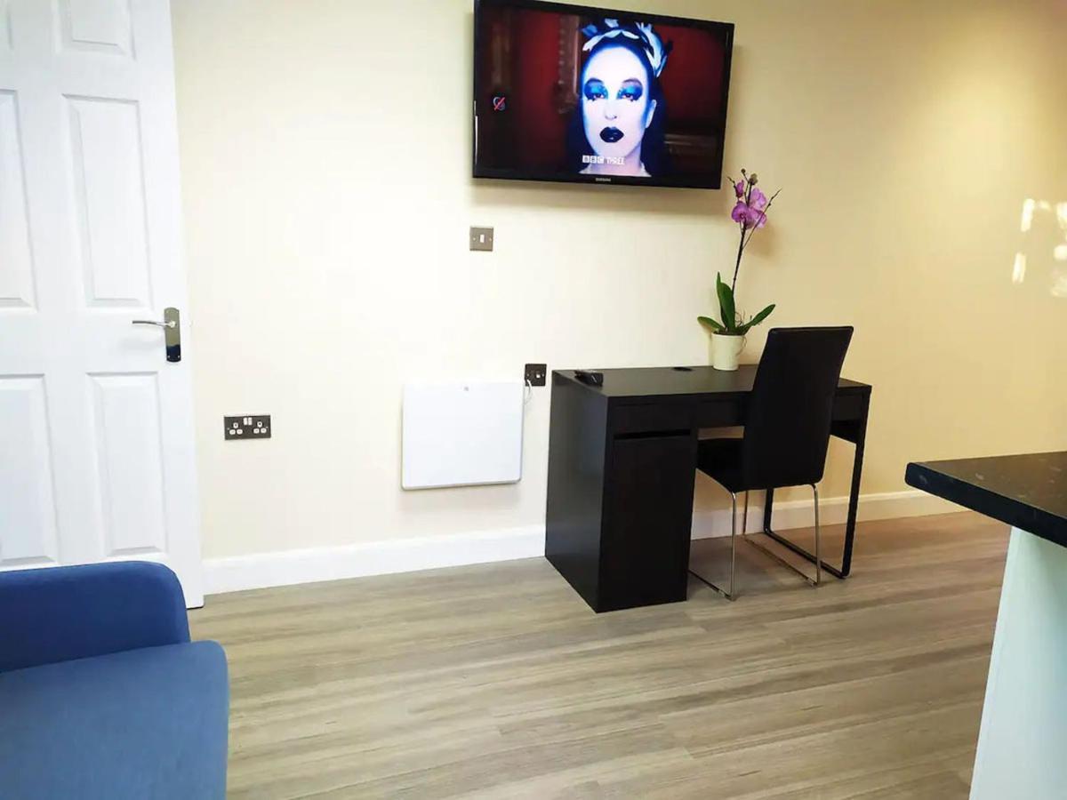 The Beech Flat - Self Contained One Bedroom Flat With Parking Oxford Bagian luar foto